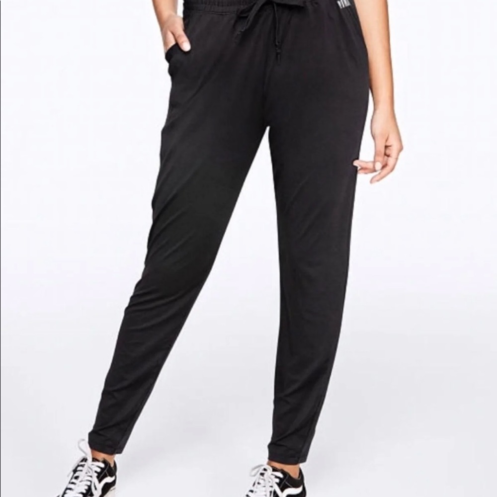 NWT SEALED VS PINK Skinny Track Pant LARGE Retails $60